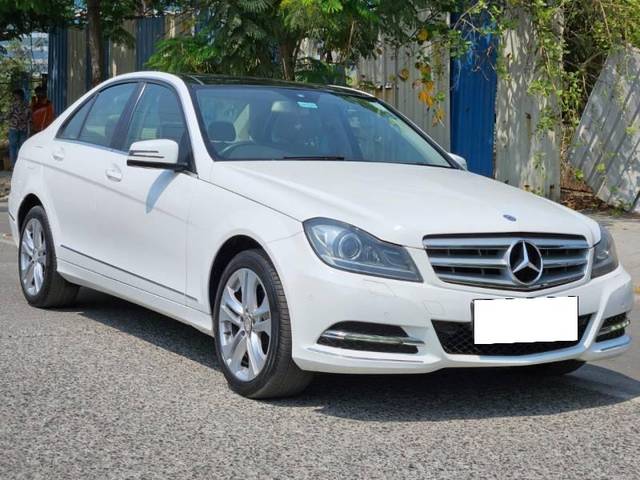 https://images10.gaadi.com/usedcar_image/4572248/original/processed_10665ade470eee3a9b69d70fbdaf6e3a.jpg?imwidth=6400