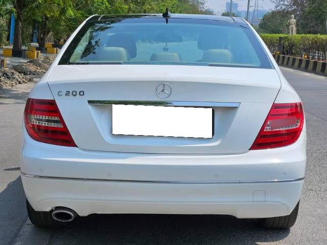 https://images10.gaadi.com/usedcar_image/4572248/original/processed_18454abe4c6f670fcc998a2162a018e8.jpg?imwidth=6402