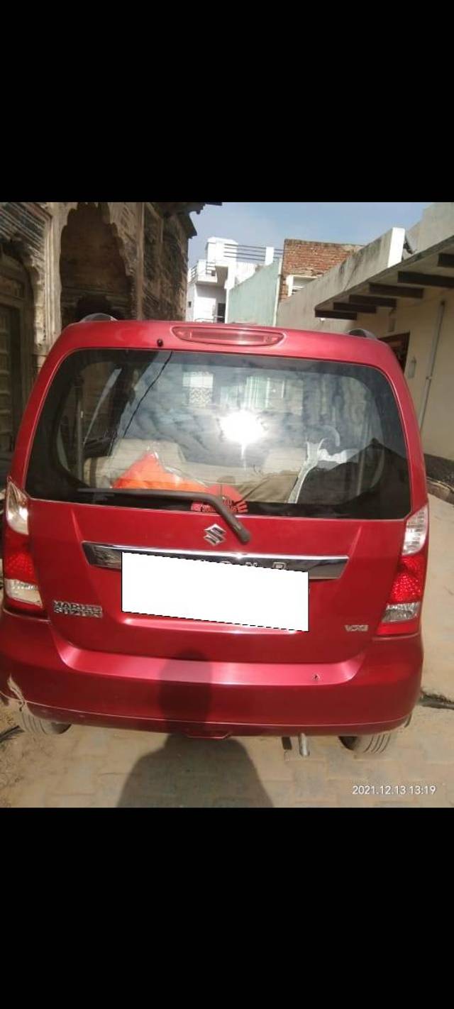 https://images10.gaadi.com/usedcar_image/4572287/original/processed_ab61a5bf-0ea7-469e-8777-d20d3ef2e5c7.jpg?imwidth=6400