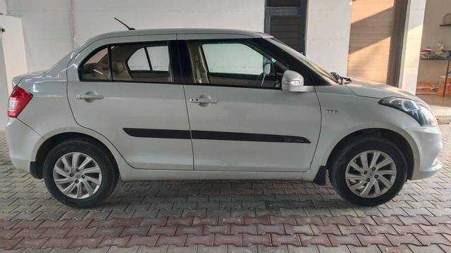 https://images10.gaadi.com/usedcar_image/4572294/original/processed_9b81a122c7918510c6ade03d220f8d15.jpg?imwidth=6401