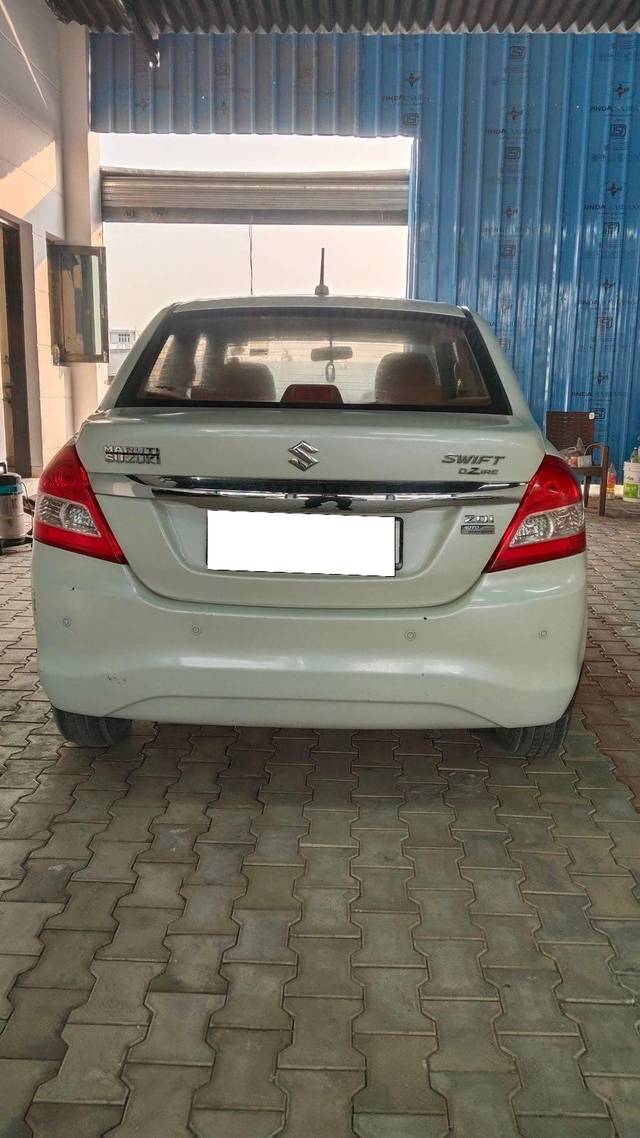https://images10.gaadi.com/usedcar_image/4572294/original/processed_d8f509259bacb5d5e57a5ddadc3fafa4.jpg?imwidth=6402
