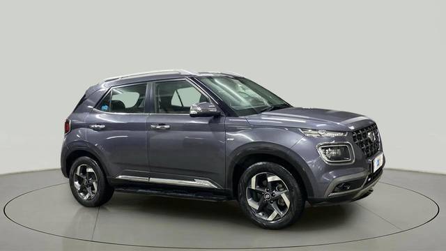 https://images10.gaadi.com/usedcar_image/4572347/original/826dc705a4408bb68cc1d07346dfc427.jpg?imwidth=6400