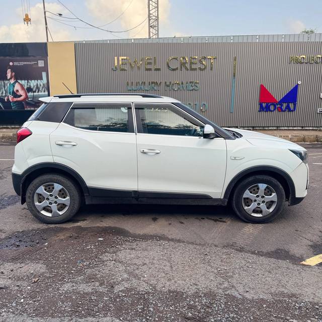 https://images10.gaadi.com/usedcar_image/4572350/original/processed_90fd23305f019553b37060055fbef1b5.jpg?imwidth=6401