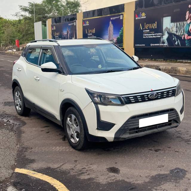 https://images10.gaadi.com/usedcar_image/4572350/original/processed_ce2a4a9a2e94b67969bd0b30f409ad73.jpg?imwidth=6400