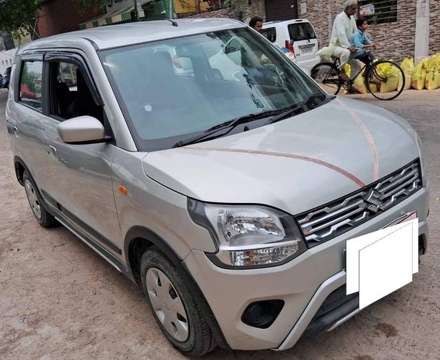 https://images10.gaadi.com/usedcar_image/4572365/original/processed_f60b25e103c231caa0dd2b400b06a9dd.jpg?imwidth=6400
