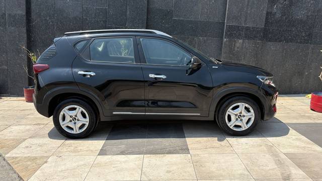 https://images10.gaadi.com/usedcar_image/4572408/original/0011eaa4dce5632bdd521685c435780c.jpg?imwidth=6401