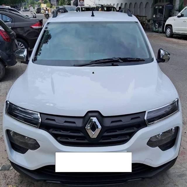 https://images10.gaadi.com/usedcar_image/4572423/original/processed_55b6ad36f06aa37ce501e3c63122a9e4.jpg?imwidth=6400