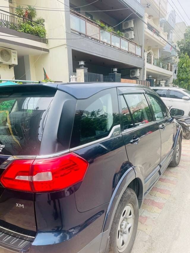 https://images10.gaadi.com/usedcar_image/4572450/original/c7332812-d486-4c30-9a36-0aa1adeb503d.jpg?imwidth=6401