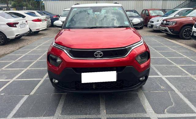 https://images10.gaadi.com/usedcar_image/4572481/original/processed_49962e5d259985d9aafd19db34198371.jpg?imwidth=6400