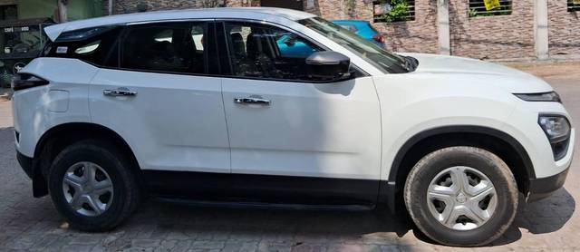 https://images10.gaadi.com/usedcar_image/4572502/original/processed_2a332efd549763582b9ba2cc456a1f31.jpg?imwidth=6402