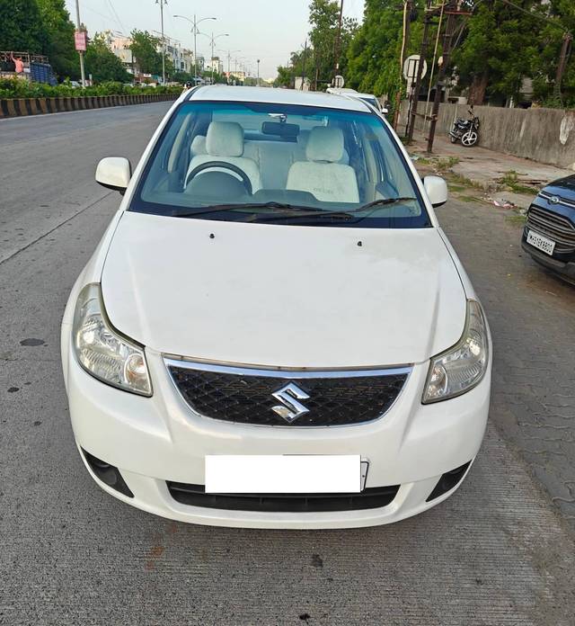 https://images10.gaadi.com/usedcar_image/4572508/original/processed_9fd5109b035dbe0a926f218533130b54.jpg?imwidth=6402