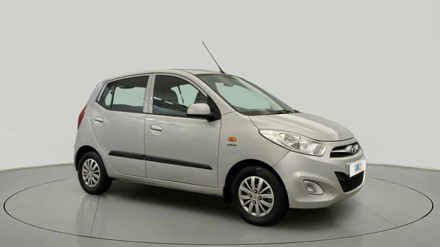 https://images10.gaadi.com/usedcar_image/4572520/original/d29503157dc6784329c60ff58ab2dc11.jpg?imwidth=6400