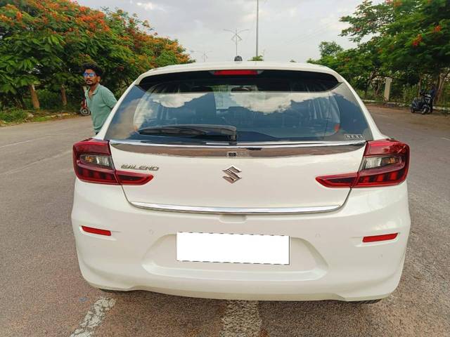 https://images10.gaadi.com/usedcar_image/4572524/original/processed_72db90bc5603093f6a352f1ad715d7c6.jpg?imwidth=6402