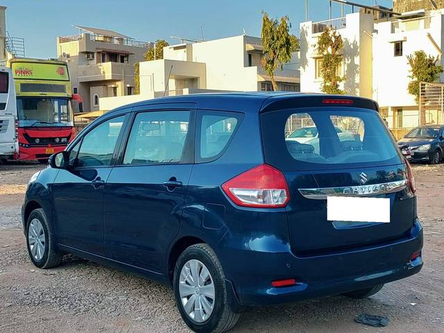 https://images10.gaadi.com/usedcar_image/4572542/original/processed_4961c8e49e545375fbc135fe65349441.jpg?imwidth=6401