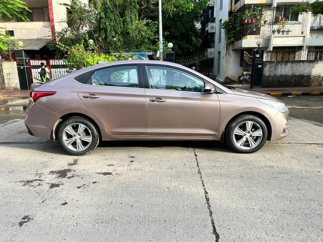 https://images10.gaadi.com/usedcar_image/4572551/original/processed_3229ef9b7de0f31544ce2b6c25bb881e.jpg?imwidth=6401