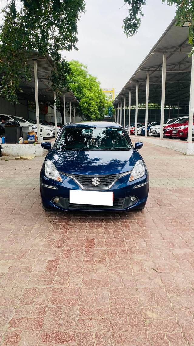 https://images10.gaadi.com/usedcar_image/4572561/original/processed_a2db9a35-4713-41ab-9855-5447970e5a5c.jpg?imwidth=6402