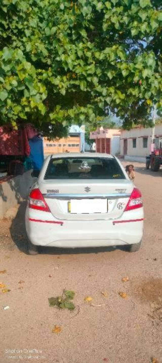 https://images10.gaadi.com/usedcar_image/4572562/original/processed_ab324a9a-b2fa-47de-88fa-0c82accdb292.jpg?imwidth=6401