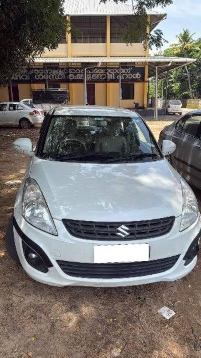 https://images10.gaadi.com/usedcar_image/4572620/original/processed_1a8dd571-f923-4f8d-bf79-4e04f17ed973.jpeg?imwidth=6400