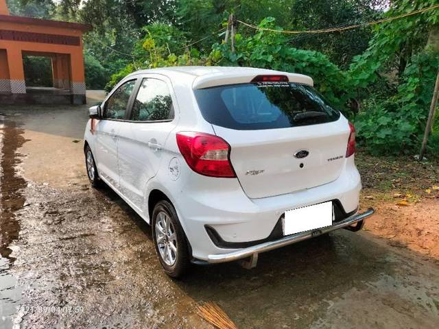 https://images10.gaadi.com/usedcar_image/4572621/original/processed_f3b3a6a8-581f-40c3-9deb-921cde182d81.jpg?imwidth=6402