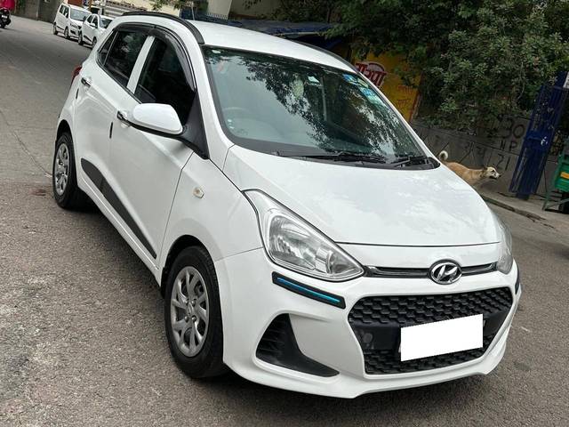 https://images10.gaadi.com/usedcar_image/4572639/original/processed_6fddc9ba-fb50-4e9a-a63d-40eba5ce9554.jpg?imwidth=6400