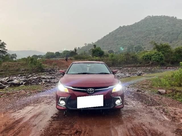 https://images10.gaadi.com/usedcar_image/4572641/original/processed_230c739a-a9ab-4ca1-bcbe-37addb3e65ba.jpeg?imwidth=6400