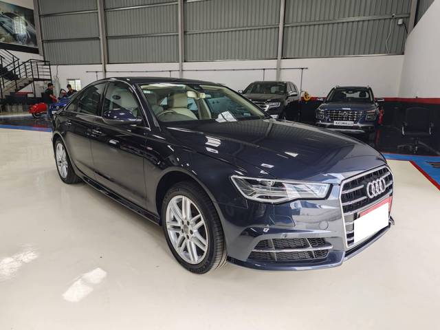 https://images10.gaadi.com/usedcar_image/4572669/original/processed_ab0ecef5be47344cbf57cd925871352d.jpg?imwidth=6400