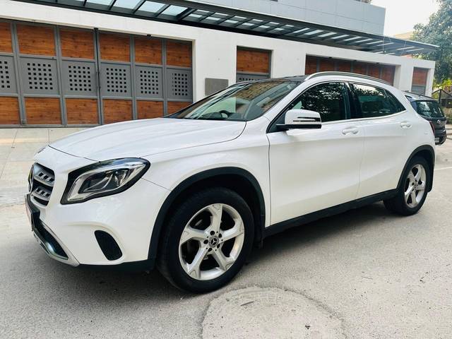 https://images10.gaadi.com/usedcar_image/4572673/original/a5e7064cdae56535b53e2a9e75ebb55b.jpg?imwidth=6400