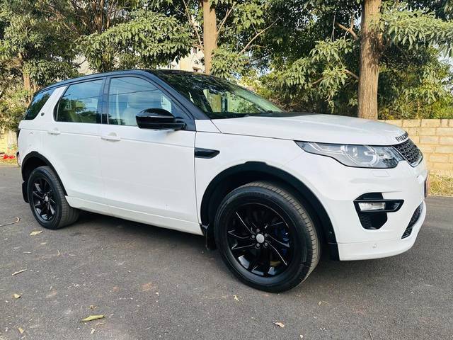 https://images10.gaadi.com/usedcar_image/4572705/original/processed_fdcda8be6a13dfc0fc543ab314de15b1.jpg?imwidth=6400