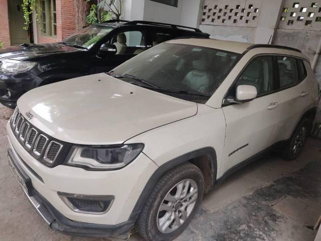https://images10.gaadi.com/usedcar_image/4572713/original/processed_3e1580dc-463e-4f48-ac05-83fc926257b7.jpg?imwidth=6401