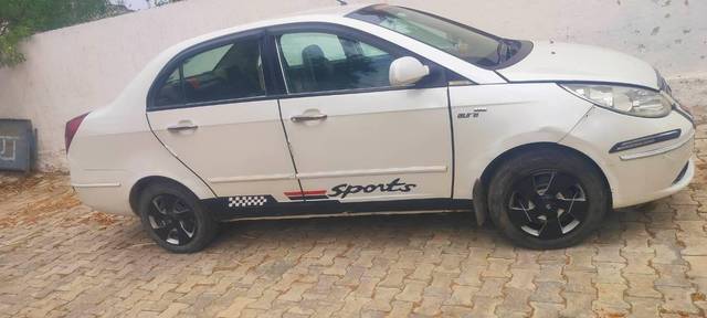 https://images10.gaadi.com/usedcar_image/4572716/original/processed_processed_dcf6db86-9bff-4e28-aa0f-93489d5eb0c2.jpg?imwidth=6400
