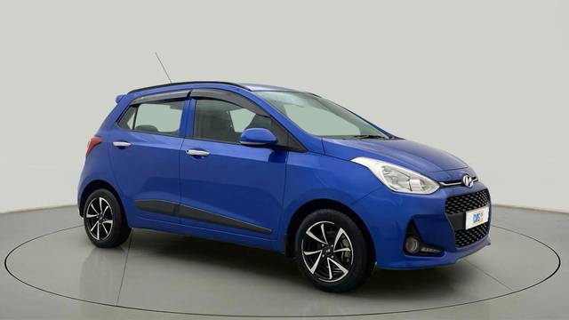 https://images10.gaadi.com/usedcar_image/4572720/original/879cc77c8d3e0c1631fd8d6850233e72.jpg?imwidth=6400