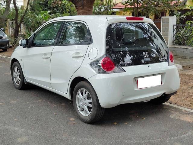 https://images10.gaadi.com/usedcar_image/4572740/original/processed_c29b855a227d6cf864fadc1a325cf0a9.jpg?imwidth=6402