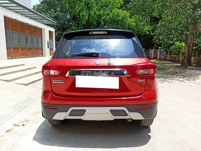 https://images10.gaadi.com/usedcar_image/4572750/original/processed_f7e0fc9564479ff6339f500f4f3a9e1e.jpg?imwidth=6402