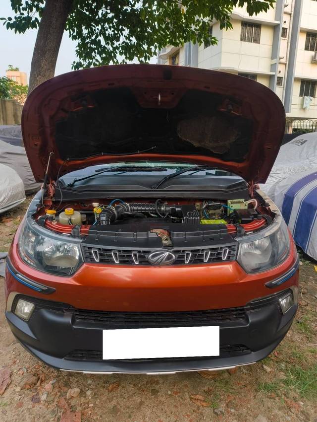 https://images10.gaadi.com/usedcar_image/4572754/original/processed_6efa24f6299d7145ceca063b6f2ff7f1.jpg?imwidth=6401