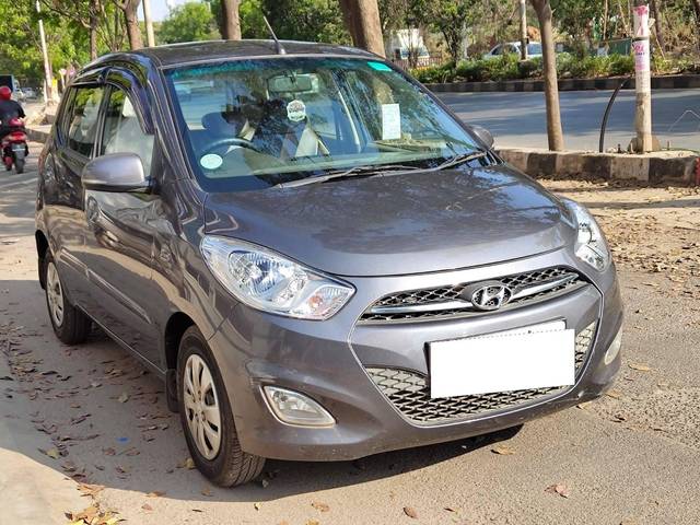 https://images10.gaadi.com/usedcar_image/4572755/original/processed_e4a8aca1889cc5d009da0a3273c5dc7f.jpg?imwidth=6400