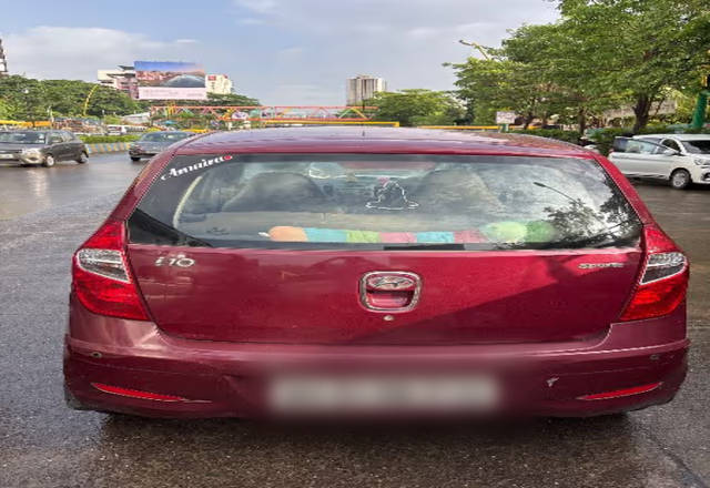https://images10.gaadi.com/usedcar_image/4572757/original/0c225631-74d2-4905-9f05-5e2f62e4eeb4.?imwidth=6401
