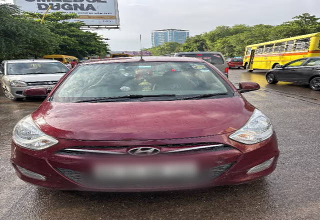 https://images10.gaadi.com/usedcar_image/4572757/original/65b58fbc-d522-4884-960e-6b6d7808ebef.?imwidth=6400
