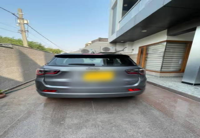 https://images10.gaadi.com/usedcar_image/4572877/original/4c20026a-1a39-461b-804f-df87ca389b43.?imwidth=6402