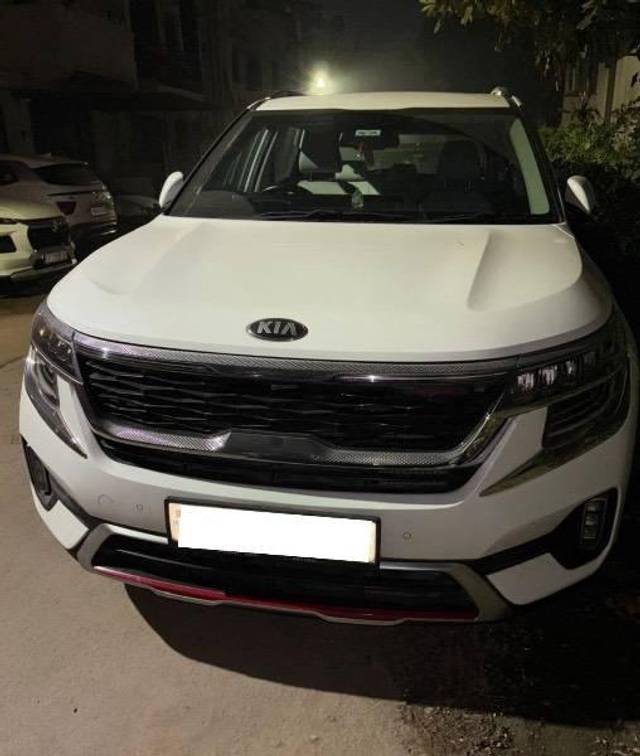 https://images10.gaadi.com/usedcar_image/4572897/original/processed_edee0798-f627-4f6a-924d-71e3e651f66a.jpeg?imwidth=6400