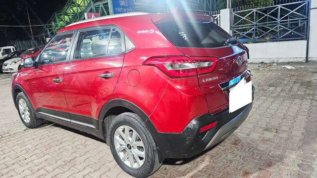 https://images10.gaadi.com/usedcar_image/4572903/original/processed_b7ce59c9b98646d8c8be25db51708a3e.jpg?imwidth=6402