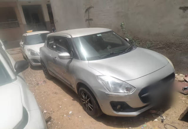 https://images10.gaadi.com/usedcar_image/4572918/original/f8491eeb-a976-4351-8152-921902a27ab9.?imwidth=6400