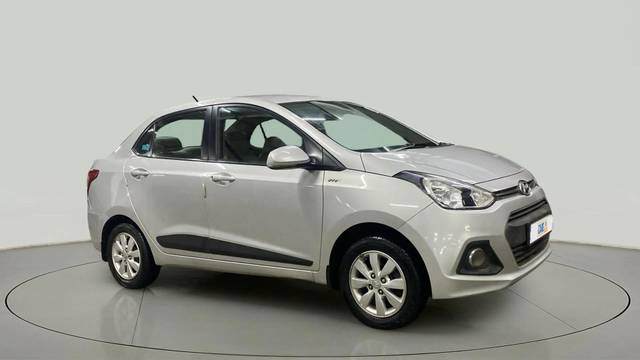 https://images10.gaadi.com/usedcar_image/4572976/original/8f4aa33be0e024c27677639facda2c56.jpg?imwidth=6400