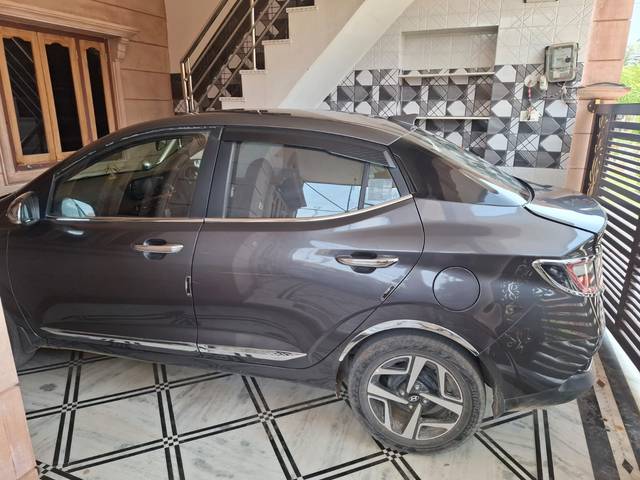 https://images10.gaadi.com/usedcar_image/4572992/original/3f97c3d5-4625-4446-8041-5f42c7ce0137.jpg?imwidth=6401
