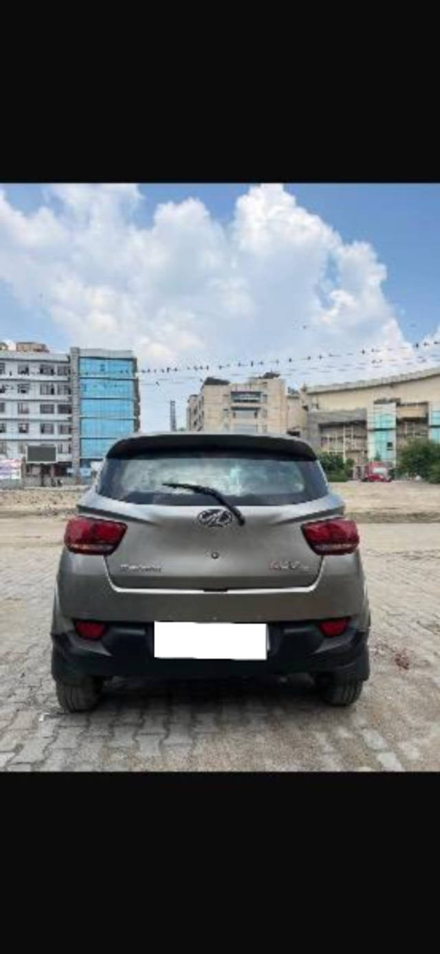 https://images10.gaadi.com/usedcar_image/4573028/original/processed_f9fda231-ba94-48e2-9224-304333f1d0dd.png?imwidth=6400