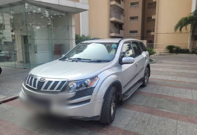 https://images10.gaadi.com/usedcar_image/4573039/original/332557dd-e55f-46f9-b382-e08b797e521c.?imwidth=6402