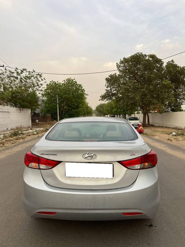 https://images10.gaadi.com/usedcar_image/4573042/original/processed_0f881709c0566a1d47a54303c45a0b0b.jpg?imwidth=6401