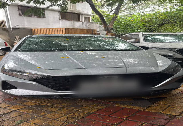 https://images10.gaadi.com/usedcar_image/4573056/original/493620dd-e0c0-4234-90dd-e549ef813202.?imwidth=6400