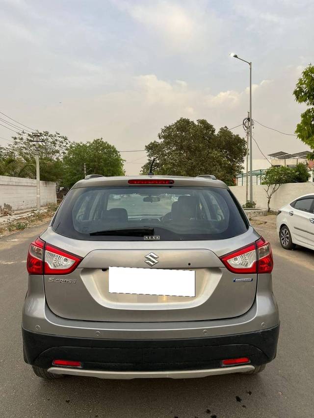 https://images10.gaadi.com/usedcar_image/4573076/original/processed_baceb7a896807996244d0a4fd8b8e0a2.jpg?imwidth=6402