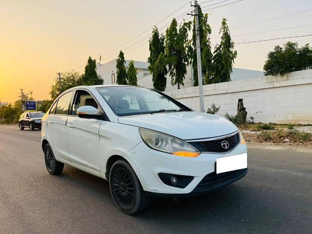 https://images10.gaadi.com/usedcar_image/4573084/original/processed_257b5c22f37119fb81b1282dca4cf7d4.jpg?imwidth=6400