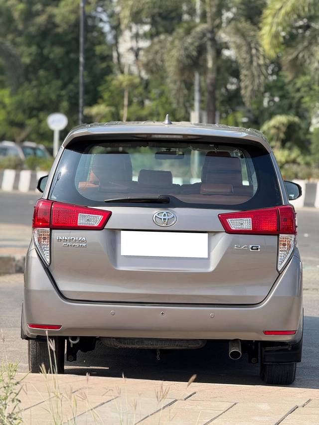 https://images10.gaadi.com/usedcar_image/4573123/original/processed_6febdee7-c9e1-4816-a02a-ac139d7d1527.jpg?imwidth=6401